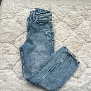 Classic High-Rise Mom Jeans